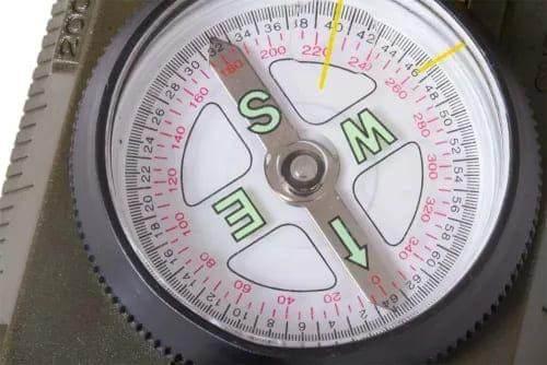 BRÚJULA LENSÁTICA LEVENHUK DC65 - RACIONES DE COMBATE MRE