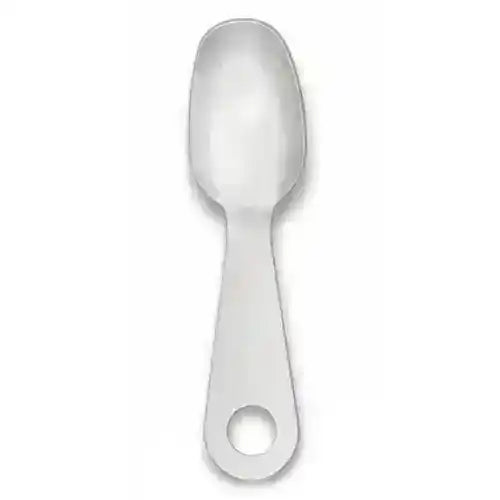 Cuchara de camping Albainox en acero inoxidable con mango perforado sobre fondo blanco.